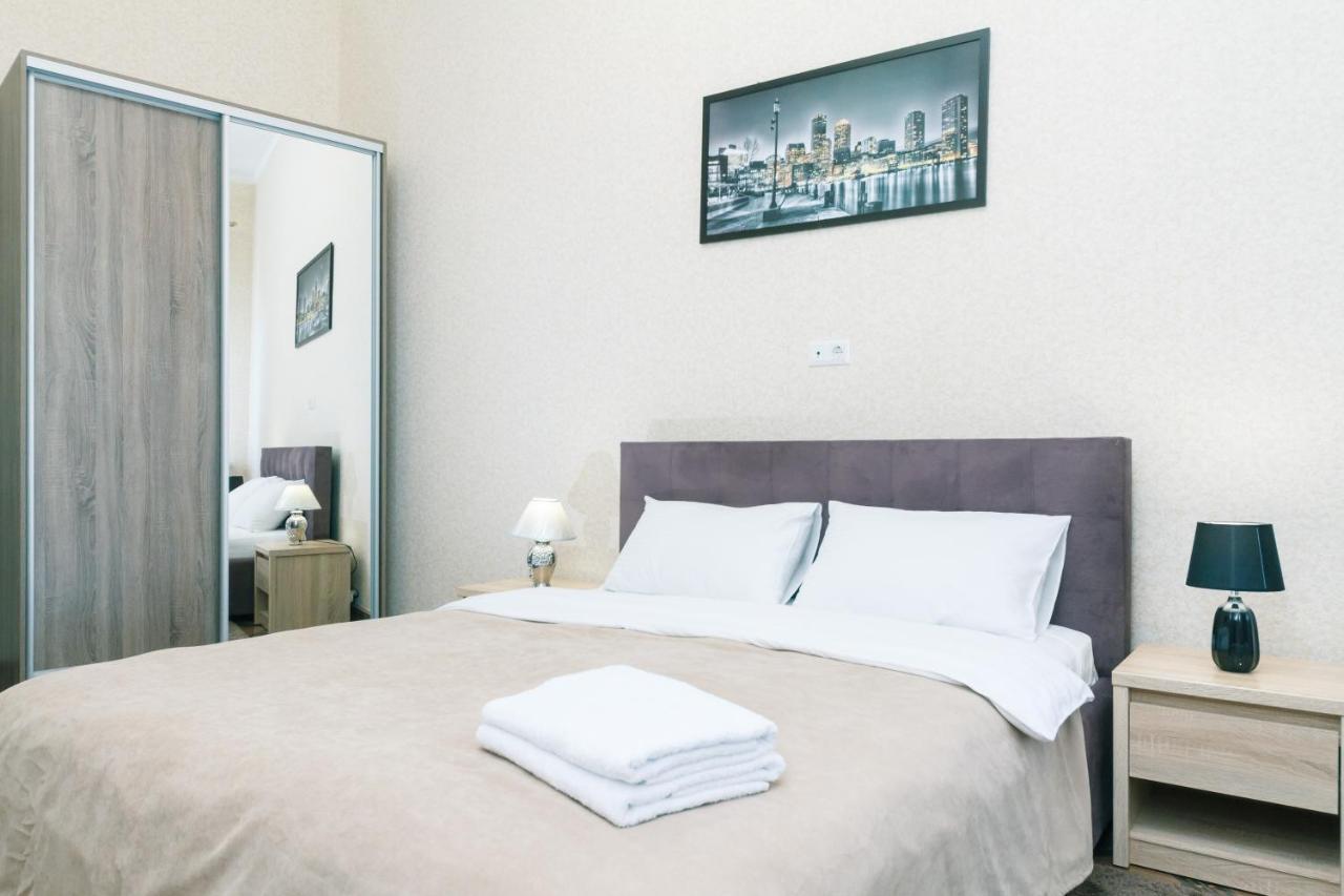 Maidan, Khreschatyk 3Br Kijów Zewnętrze zdjęcie