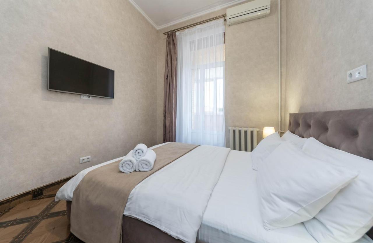 Maidan, Khreschatyk 3Br Kijów Zewnętrze zdjęcie